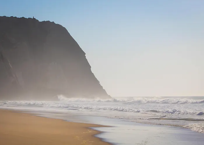 Azenhas Do Mar Valley House